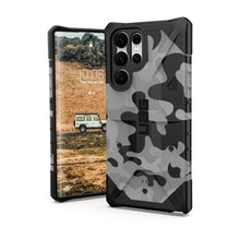 Заредете изображение във визуализатора на галерията – ( uag ) urban armor gear pathfinder case for samsung galaxy s22 ultra 5g midnight camo - TopMag
