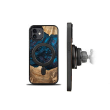 Заредете изображение във визуализатора на галерията – Wood and Resin Case for iPhone 12/12 Pro MagSafe Bewood Unique Neptune - Navy Blue &amp; Black
