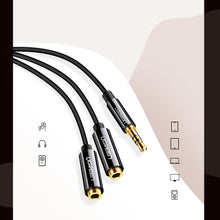 Заредете изображение във визуализатора на галерията – Ugreen cable 3.5 mm headphone splitter mini jack AUX 25cm black (20816) - TopMag
