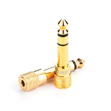 Заредете изображение във визуализатора на галерията – Ugreen adapter 3.5 mm mini jack to 6.3 mm jack adapter gold (20503) - TopMag
