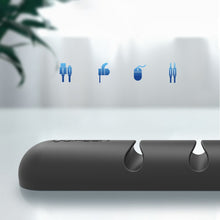 Заредете изображение във визуализатора на галерията – Ugreen 2x self-adhesive organizer for 4 cables wires black (30762) - TopMag

