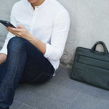 Заредете изображение във визуализатора на галерията – UNIQ torba Cavalier laptop Sleeve 15" szary/marl grey - TopMag
