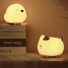 Заредете изображение във визуализатора на галерията – Baseus silicone LED bedside lamp for children 3 light modes doggy white (DGAM-B02) - TopMag
