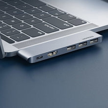 Заредете изображение във визуализатора на галерията – Ugreen multifunctional HUB 2x USB Type C to USB Type C PD (Thunderbolt 3, 100W, 4K @ 60 Hz, 10 Gbps) / HDMI 4K @ 30 Hz / 3x USB 3.0 for MacBook Pro / Air gray (60559) - TopMag
