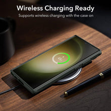 Заредете изображение във визуализатора на галерията – ESR CLASSIC KICKSTAND GALAXY S23 ULTRA CLEAR/GREEN

