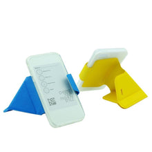 Заредете изображение във визуализатора на галерията – Momax Core Smart Case - APP IPHO 5/5S/5SE yellow (GCSDAPIP5B08)
