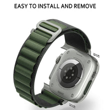 Заредете изображение във визуализатора на галерията – Nylon loop for Apple Watch 42/44/45/49 design 2 green
