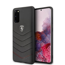 Заредете изображение във визуализатора на галерията – Ferrari Hardcase FEHQUHCS62BK S20 G980 black/black Heritage
