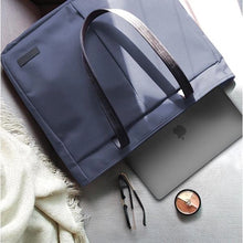 Заредете изображение във визуализатора на галерията – Uniq laptop bag Hava 16" blue/indigo blue RPET
