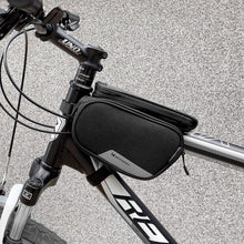 Заредете изображение във визуализатора на галерията – Wozinsky frame bike bag + detachable phone cover up to 6.5 "1.5l black (WBB7BK)

