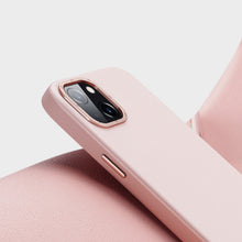 Заредете изображение във визуализатора на галерията – Dux Ducis Grit Leather Case for iPhone 14 Elegant Faux Leather Cover (MagSafe Compatible) Pink
