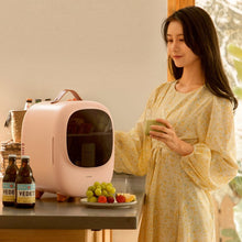 Заредете изображение във визуализатора на галерията – Baseus mini portable home car refrigerator white (CRBX01-A02) - TopMag
