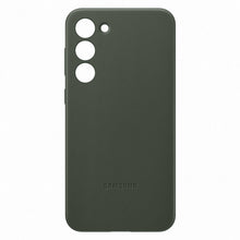 Заредете изображение във визуализатора на галерията – Samsung Leather Cover case for Samsung Galaxy S23+ case made of natural leather green (EF-VS916LGEGWW)
