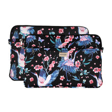 Заредете изображение във визуализатора на галерията – Wonder Sleeve Laptop 17 inches herons
