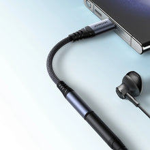 Заредете изображение във визуализатора на галерията – Joyroom SY-C01 USB-C DAC adapter to 3.5 mm mini jack - black
