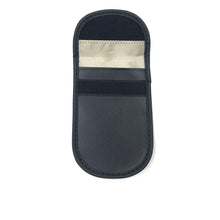 Заредете изображение във визуализатора на галерията – Anti-theft Car Key Pouch Radio Blocking Pouch Keyless Faraday Box Faraday Cage 14cm with 10cm Black - TopMag
