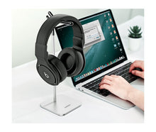 Заредете изображение във визуализатора на галерията – Ugreen adjustable headphone stand silver (LP143 80701) - TopMag
