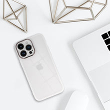 Заредете изображение във визуализатора на галерията – Protective Lens Case for Samsung Galaxy S24 white clear
