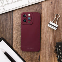 Заредете изображение във визуализатора на галерията – Roar Luna Case for iPhone 15 Pro Red
