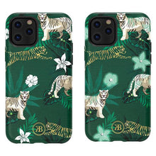 Заредете изображение във визуализатора на галерията – Kingxbar Forest glowing in the dark case decorated with original Swarovski crystals iPhone 11 Pro multicolour (Tiger) - TopMag
