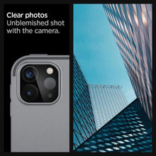 Заредете изображение във визуализатора на галерията – TEMPERED GLASS SPIGEN GLASS FC CAMERA LENS 2-PACK IPAD PRO 11 / 12.9 2020/2021 BLACK - TopMag
