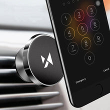 Заредете изображение във визуализатора на галерията – Wozinsky magnetic holder for car grille black (WMH-04) - TopMag
