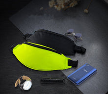 Заредете изображение във визуализатора на галерията – Ultimate Running Belt bag for keys wallet documents black - TopMag
