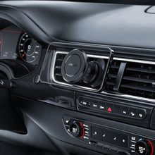 Заредете изображение във визуализатора на галерията – Acefast car holder to air vent with automatic opening and closing d9 black

