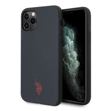 Заредете изображение във визуализатора на галерията – US Polo USHCN58PUNV iPhone 11 Pro granat owy/navy Polo Type Collection - TopMag
