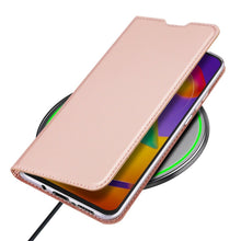 Заредете изображение във визуализатора на галерията – DUX DUCIS Skin Pro Bookcase type case for Samsung Galaxy M31s pink - TopMag
