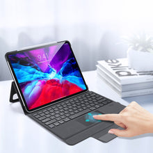Заредете изображение във визуализатора на галерията – Dux Ducis Touchpad Keyboard Case wireless Bluetooth keyboard iPad Pro 12.9'' 2018 / 2020 / 2021 black - TopMag
