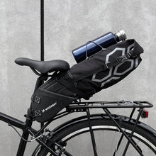 Заредете изображение във визуализатора на галерията – Wozinsky spacious bicycle saddle bag saddle bag large 12l black (WBB9BK) - TopMag

