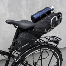 Заредете изображение във визуализатора на галерията – Wozinsky spacious bicycle saddle bag saddle bag large 12l black (WBB9BK) - TopMag
