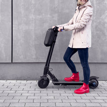 Заредете изображение във визуализатора на галерията – Wozinsky waterproof scooter handlebar bag 4l handlebar bag black (WSB2BK) - TopMag
