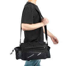 Заредете изображение във визуализатора на галерията – Wozinsky bike carrier bag with 9l shoulder strap (rain cover included) black (WBB22BK) - TopMag
