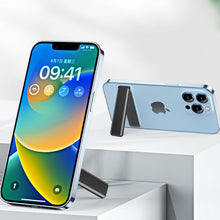 Заредете изображение във визуализатора на галерията – Stick-on phone kickstand black
