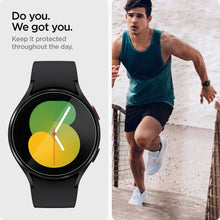 Заредете изображение във визуализатора на галерията – Tempered glass spigen glas.tr ”ez-fit” 2-pack for samsung galaxy watch 4 / 5 ( 44 mm ) - TopMag
