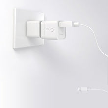 Заредете изображение във визуализатора на галерията – Sonoff Micro 5 V Wireless Wi-Fi USB Smart Adaptor white (M0802010006) - TopMag
