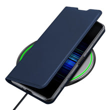 Заредете изображение във визуализатора на галерията – DUX DUCIS Skin Pro Bookcase type case for Sony Xperia 5 II black - TopMag
