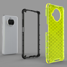 Заредете изображение във визуализатора на галерията – Honeycomb Case armor cover with TPU Bumper for Xiaomi Mi 10T Lite red - TopMag
