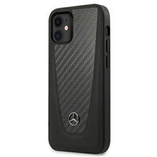 Заредете изображение във визуализатора на галерията – Mercedes MEHCP12SACABK iPhone 12 mini 5,4" czarny/black hardcase Carbon Dynamic Line - TopMag
