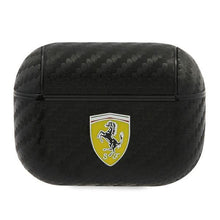 Заредете изображение във визуализатора на галерията – Ferrari FESAPCABK AirPods Pro cover czarny/black On Track PU Carbon
