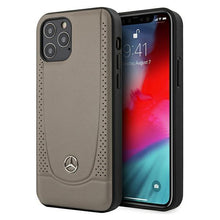 Заредете изображение във визуализатора на галерията – Mercedes MEHCP12MARMBR iPhone 12/12 Pro 6,1" brązowy/brown hardcase Urban Line - TopMag

