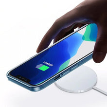 Заредете изображение във визуализатора на галерията – WK Design Anti-knock Magnet Case MagSafe durable gel flexible case for iPhone 12 mini transparent - TopMag

