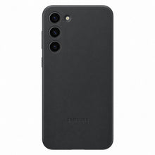 Заредете изображение във визуализатора на галерията – Samsung Leather Cover case for Samsung Galaxy S23+ case made of natural leather black (EF-VS916LBEGWW)
