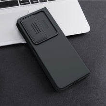 Заредете изображение във визуализатора на галерията – Nillkin CamShield Silky Silicone Case for Samsung Galaxy Z Fold 4 Silicone Cover with Camera Protector Green
