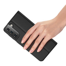 Заредете изображение във визуализатора на галерията – DUX DUCIS Skin Pro Bookcase type case for Samsung Galaxy S21+ 5G (S21 Plus 5G) black - TopMag
