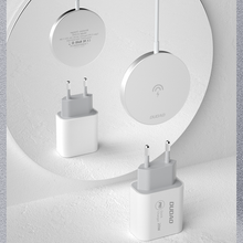 Заредете изображение във визуализатора на галерията – Dudao Kit 15W Magnetic Wireless Charger Qi and 20W AC Charger (MagSafe Compatible) White (A12XS) - TopMag
