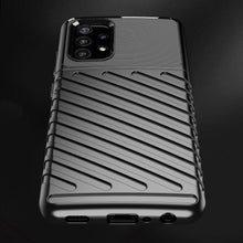 Заредете изображение във визуализатора на галерията – Thunder Case Flexible Tough Rugged Cover TPU Case for Samsung Galaxy A72 4G black - TopMag
