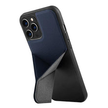 Заредете изображение във визуализатора на галерията – UNIQ etui Transforma iPhone 12 Pro Max 6,5" niebieski/electric blue - TopMag
